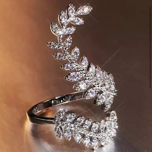 New Sterling Silver Leaf Adjustable Ring - Picture 4 of 4
